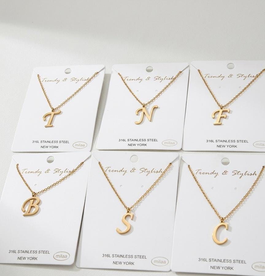 ADRIANA CADENA C-LETRAS MUJER