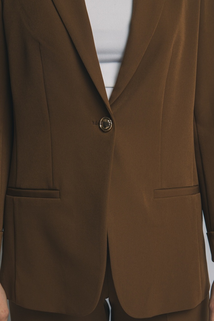 LOVEE TRE CHAQUETA-PANTA BROW 80420JN