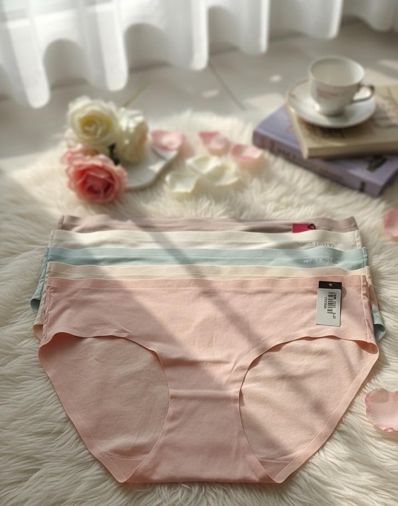 VINCE CAMUTO SET BIKINI 5PZS COLORES