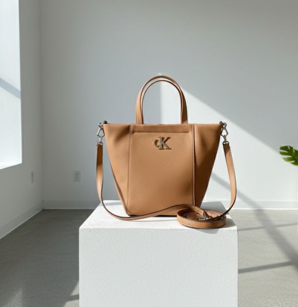 CALVIN KLEIN CARTERA KHAKI