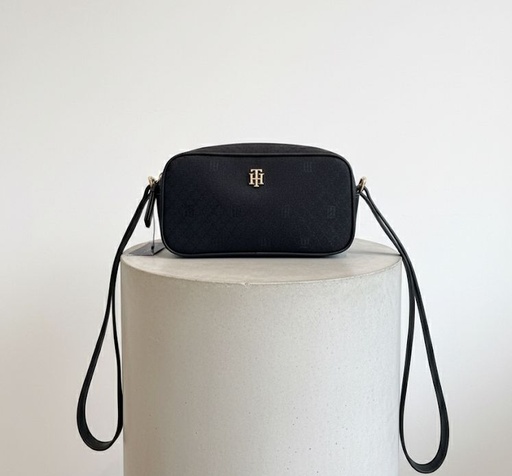 [198296097580] TOMMY CARTERA NEGRO PEQUEÑO