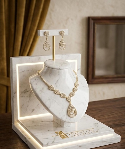 [S20046D] CHRISTINA ARETES-COLLAR DORADO